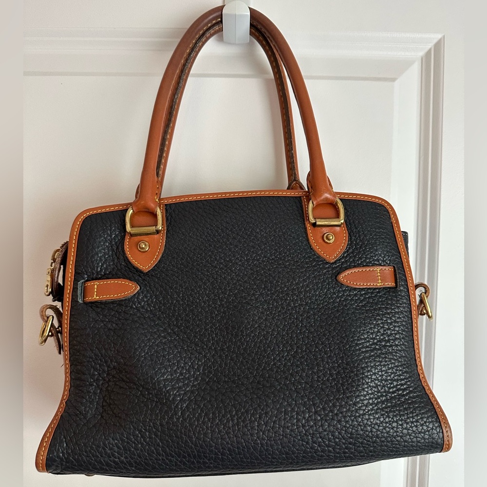 Dooney & Bourke Vintage Black Pebble Leather Satchel with Tan Trim EUC - Picture 4 of 5